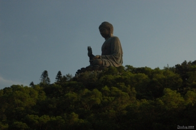 Tian Tan Budha
